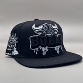 کلاه کپ بک فیت مشکی مدلBULLS طرح گاومیش کد 3