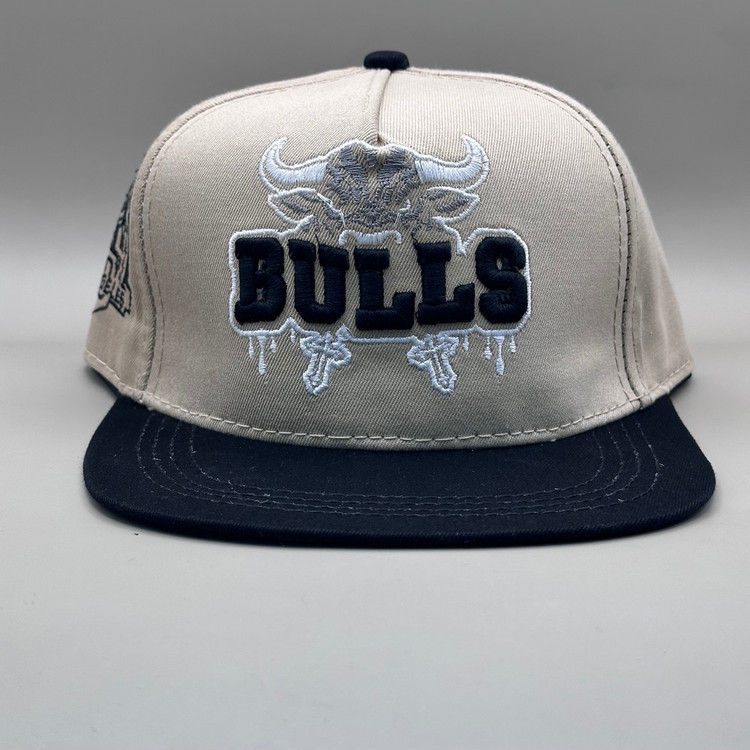 کلاه کپ بک فیت کرم طرح BULLS